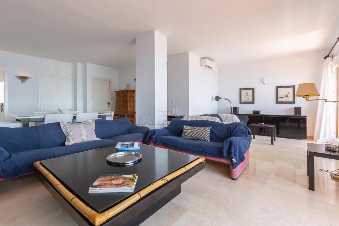 Los Reales 8C Estepona Exterior photo